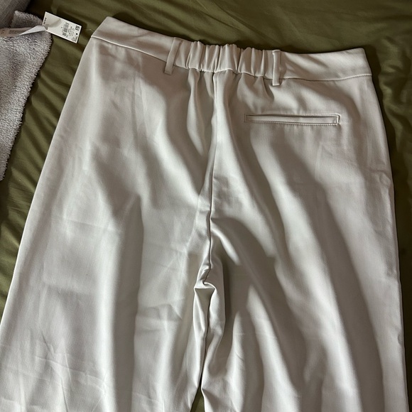 Old Navy Pants - Old Navy high rise Taylor trousers